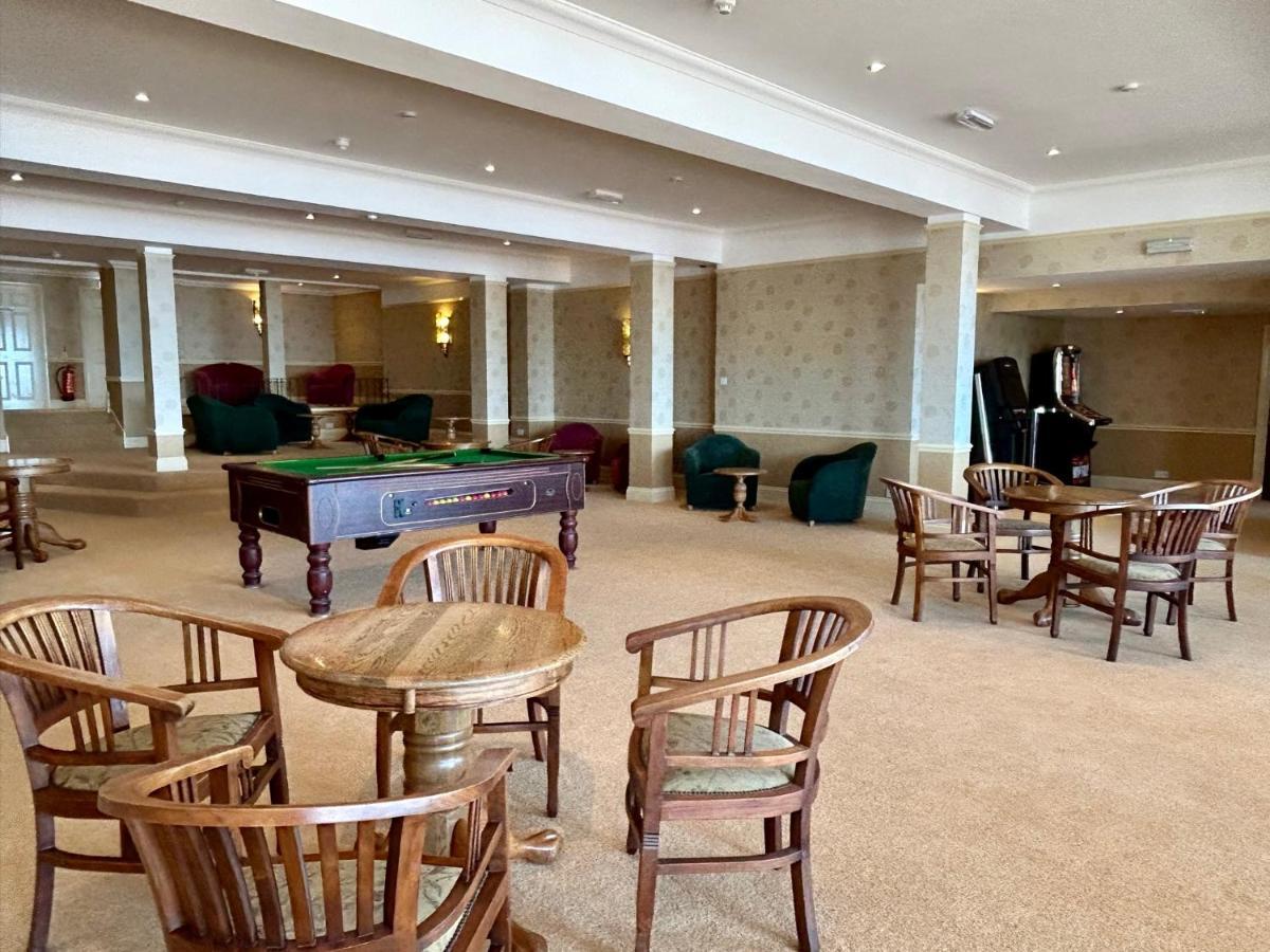 Regent Court - Seafront, Sandown - Free Car Ferry For Bookings Of 3 Or More Nights, Subject To Availability ภายนอก รูปภาพ