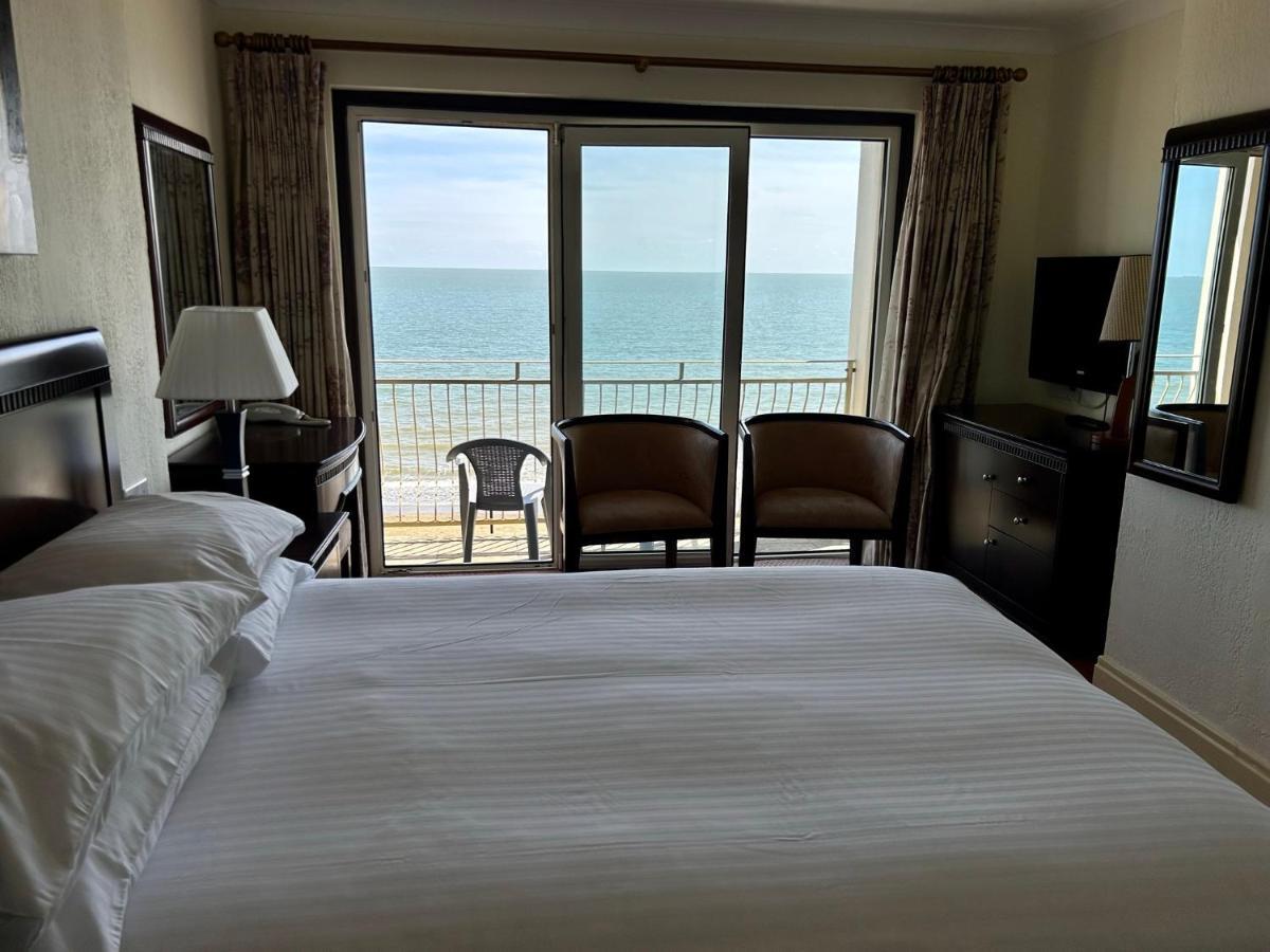 Regent Court - Seafront, Sandown - Free Car Ferry For Bookings Of 3 Or More Nights, Subject To Availability ภายนอก รูปภาพ
