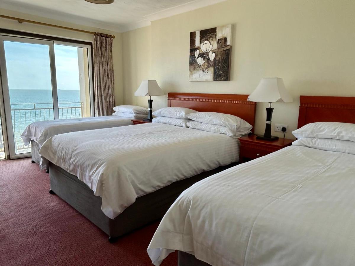 Regent Court - Seafront, Sandown - Free Car Ferry For Bookings Of 3 Or More Nights, Subject To Availability ภายนอก รูปภาพ