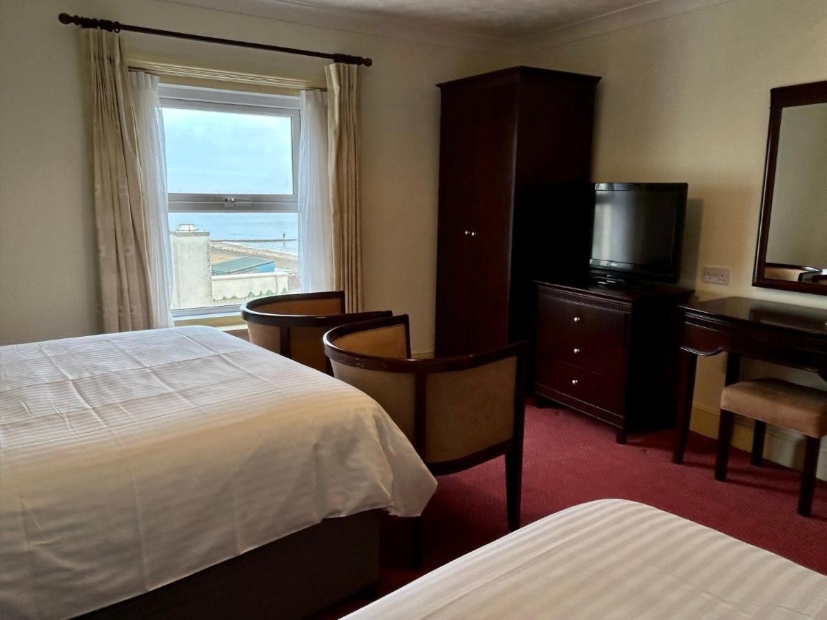 Regent Court - Seafront, Sandown - Free Car Ferry For Bookings Of 3 Or More Nights, Subject To Availability ภายนอก รูปภาพ