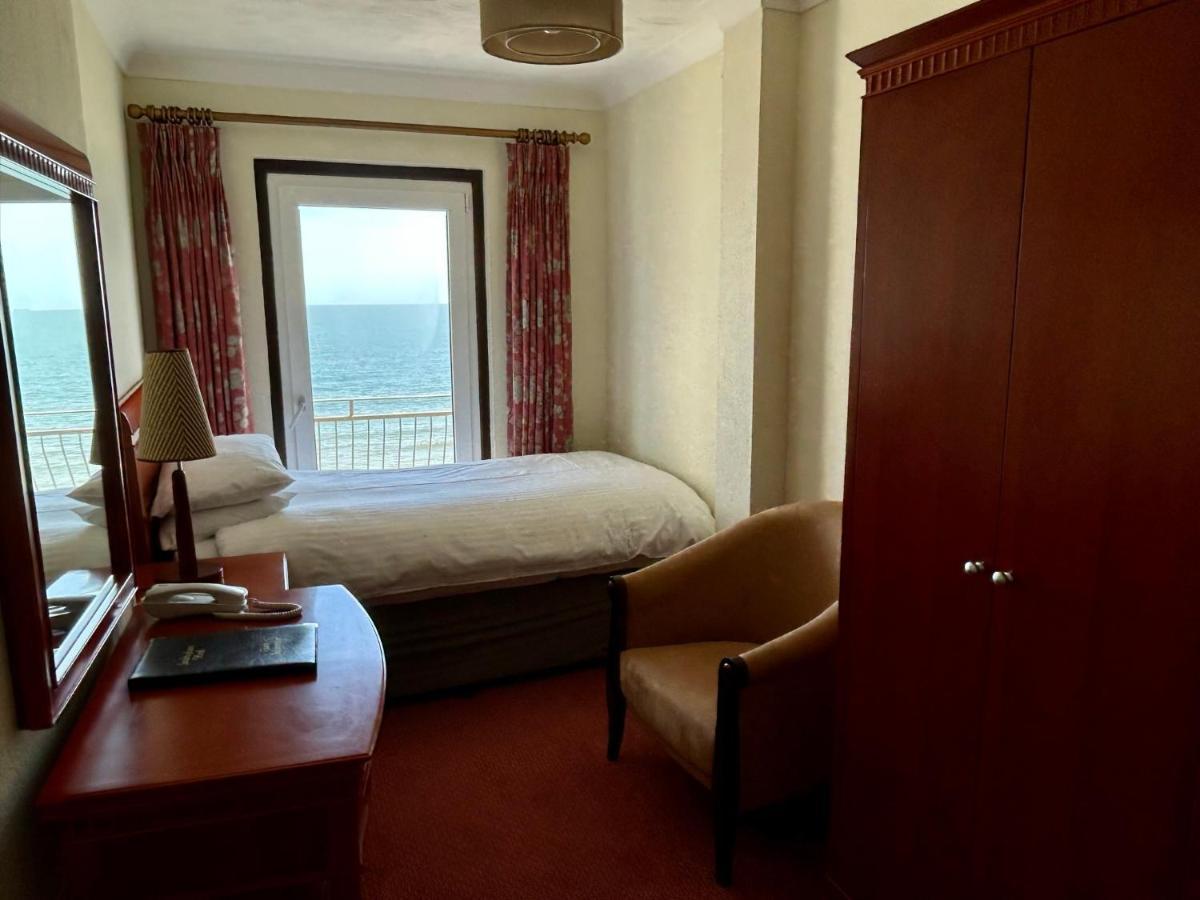 Regent Court - Seafront, Sandown - Free Car Ferry For Bookings Of 3 Or More Nights, Subject To Availability ภายนอก รูปภาพ
