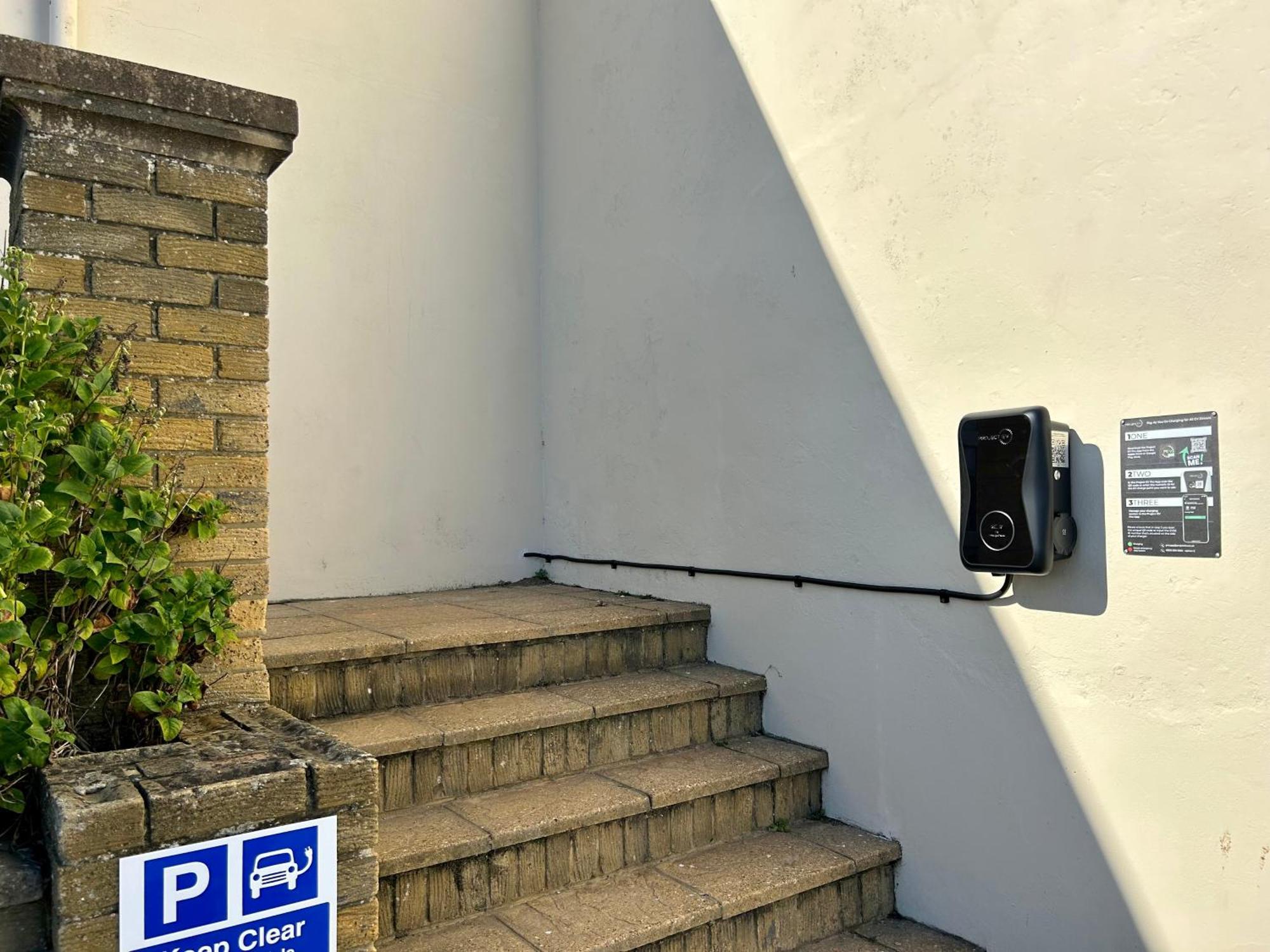 Regent Court - Seafront, Sandown - Free Car Ferry For Bookings Of 3 Or More Nights, Subject To Availability ภายนอก รูปภาพ