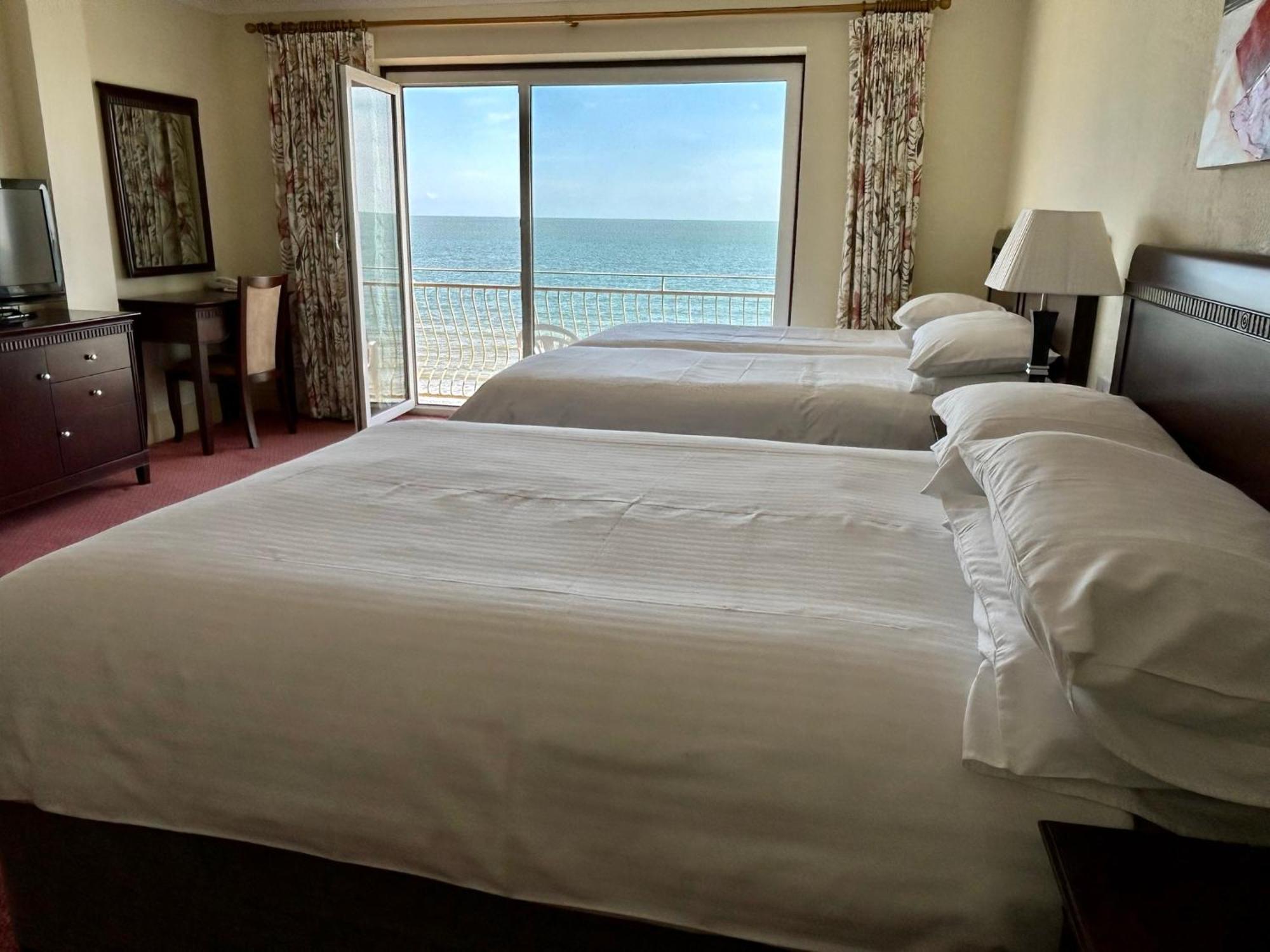 Regent Court - Seafront, Sandown - Free Car Ferry For Bookings Of 3 Or More Nights, Subject To Availability ห้อง รูปภาพ