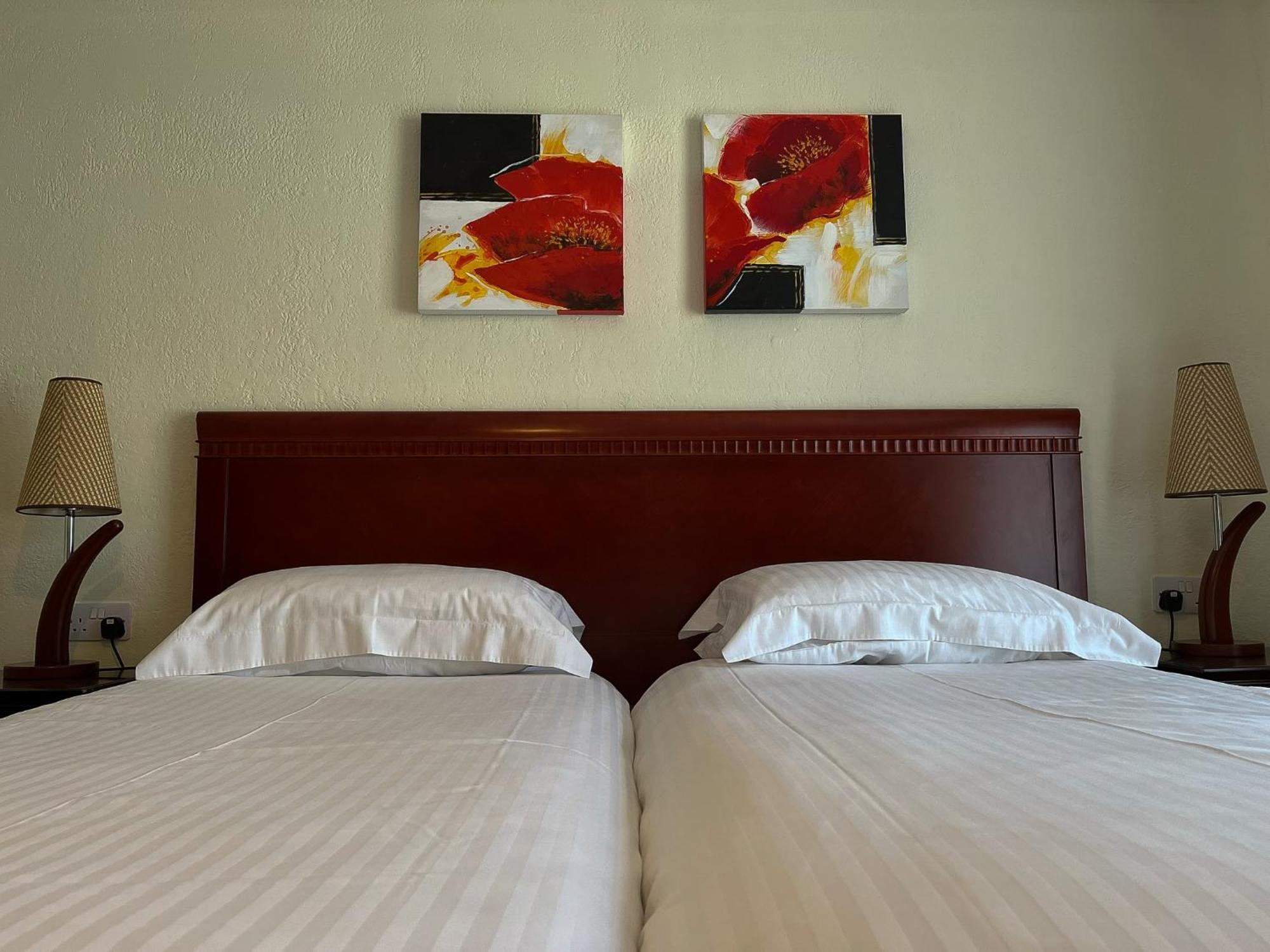 Regent Court - Seafront, Sandown - Free Car Ferry For Bookings Of 3 Or More Nights, Subject To Availability ห้อง รูปภาพ
