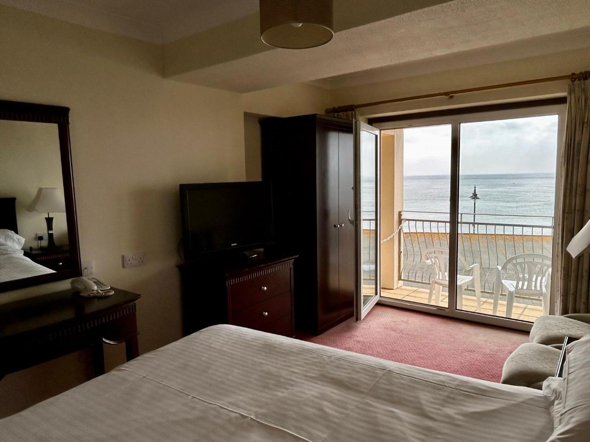 Regent Court - Seafront, Sandown - Free Car Ferry For Bookings Of 3 Or More Nights, Subject To Availability ภายนอก รูปภาพ