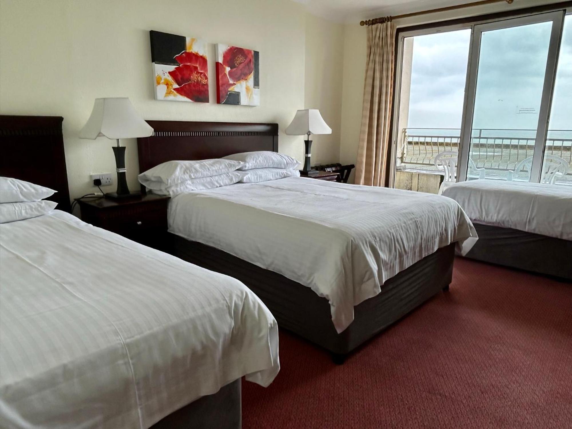 Regent Court - Seafront, Sandown - Free Car Ferry For Bookings Of 3 Or More Nights, Subject To Availability ห้อง รูปภาพ