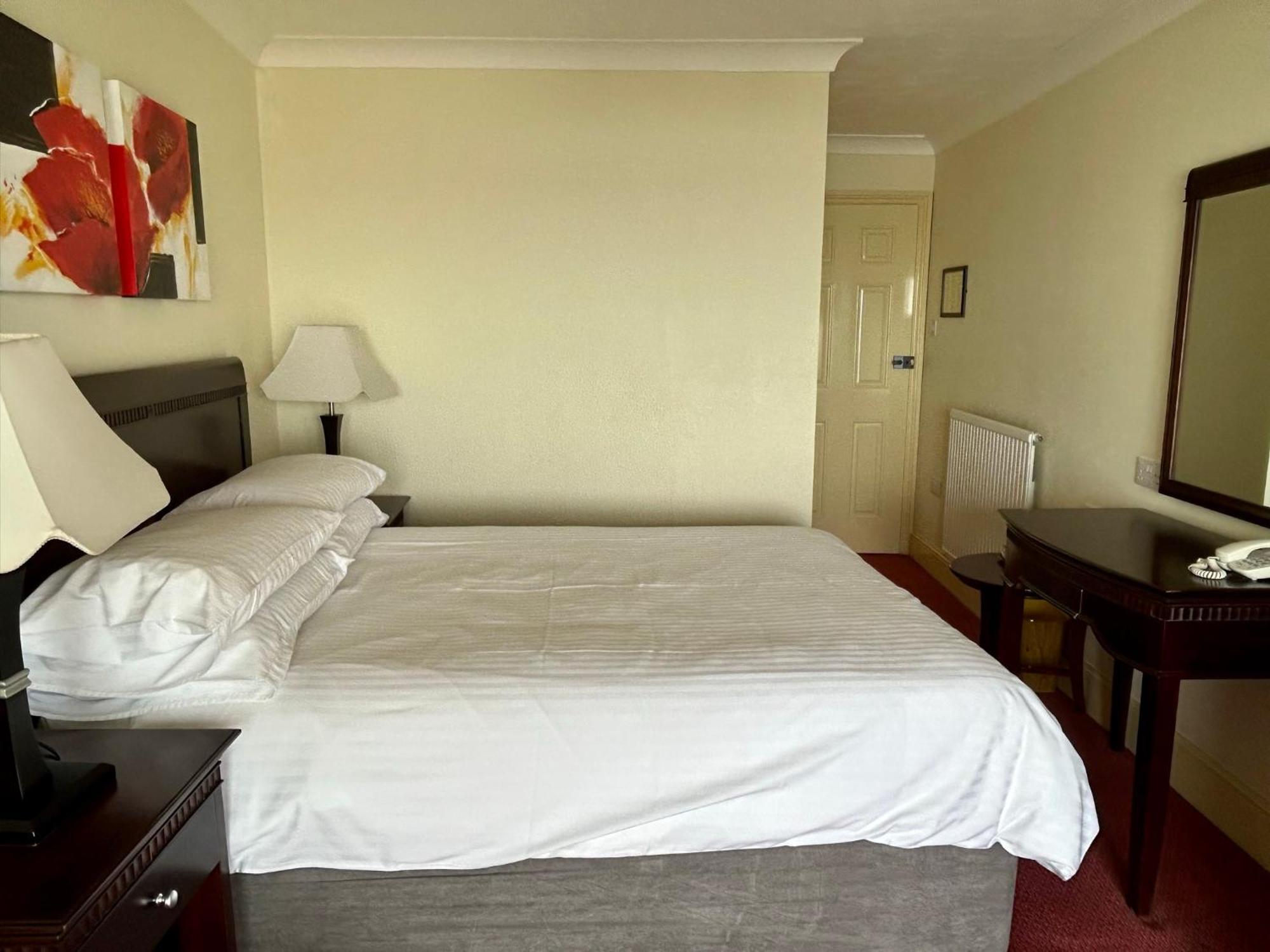 Regent Court - Seafront, Sandown - Free Car Ferry For Bookings Of 3 Or More Nights, Subject To Availability ห้อง รูปภาพ