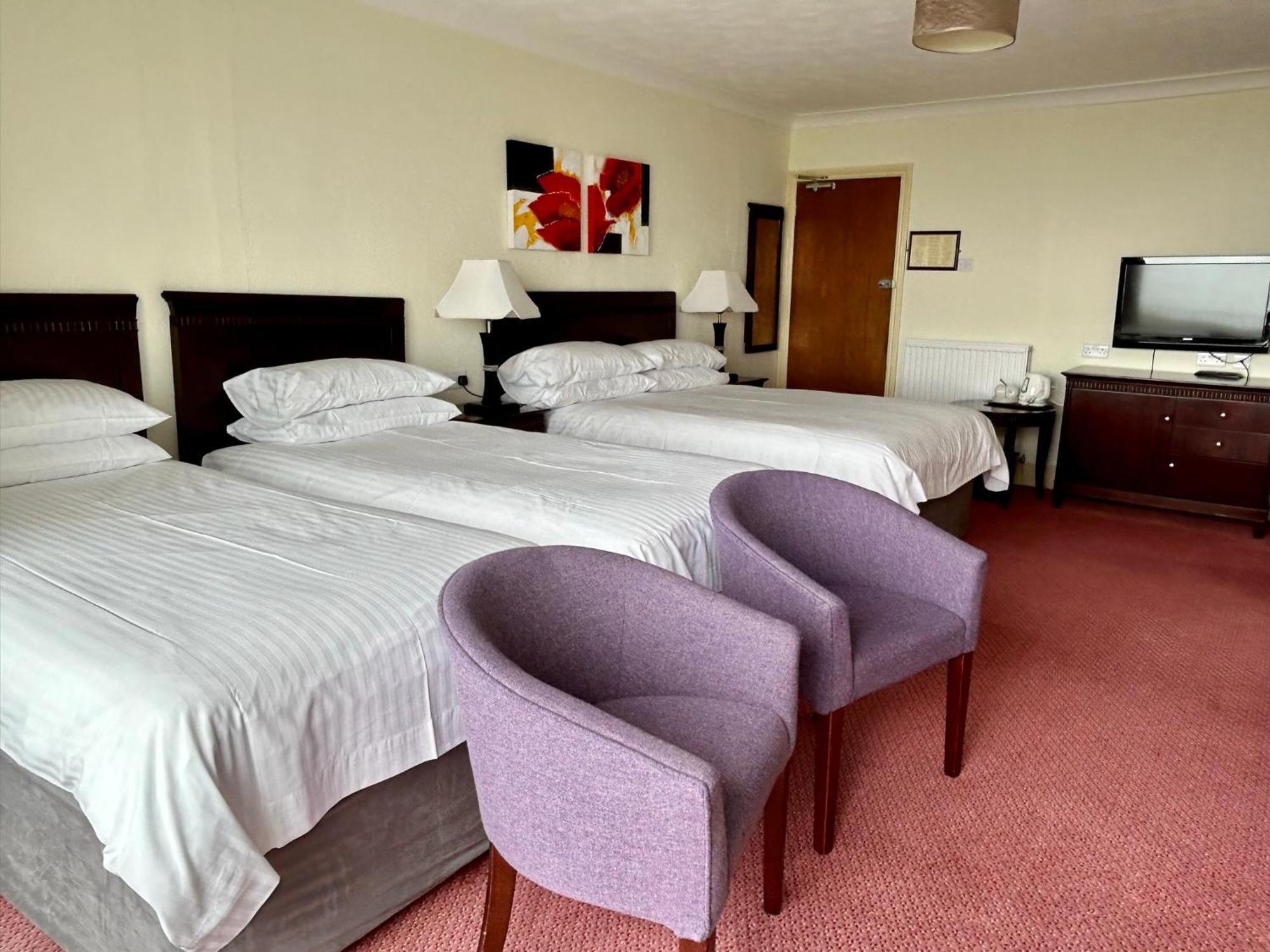 Regent Court - Seafront, Sandown - Free Car Ferry For Bookings Of 3 Or More Nights, Subject To Availability ห้อง รูปภาพ
