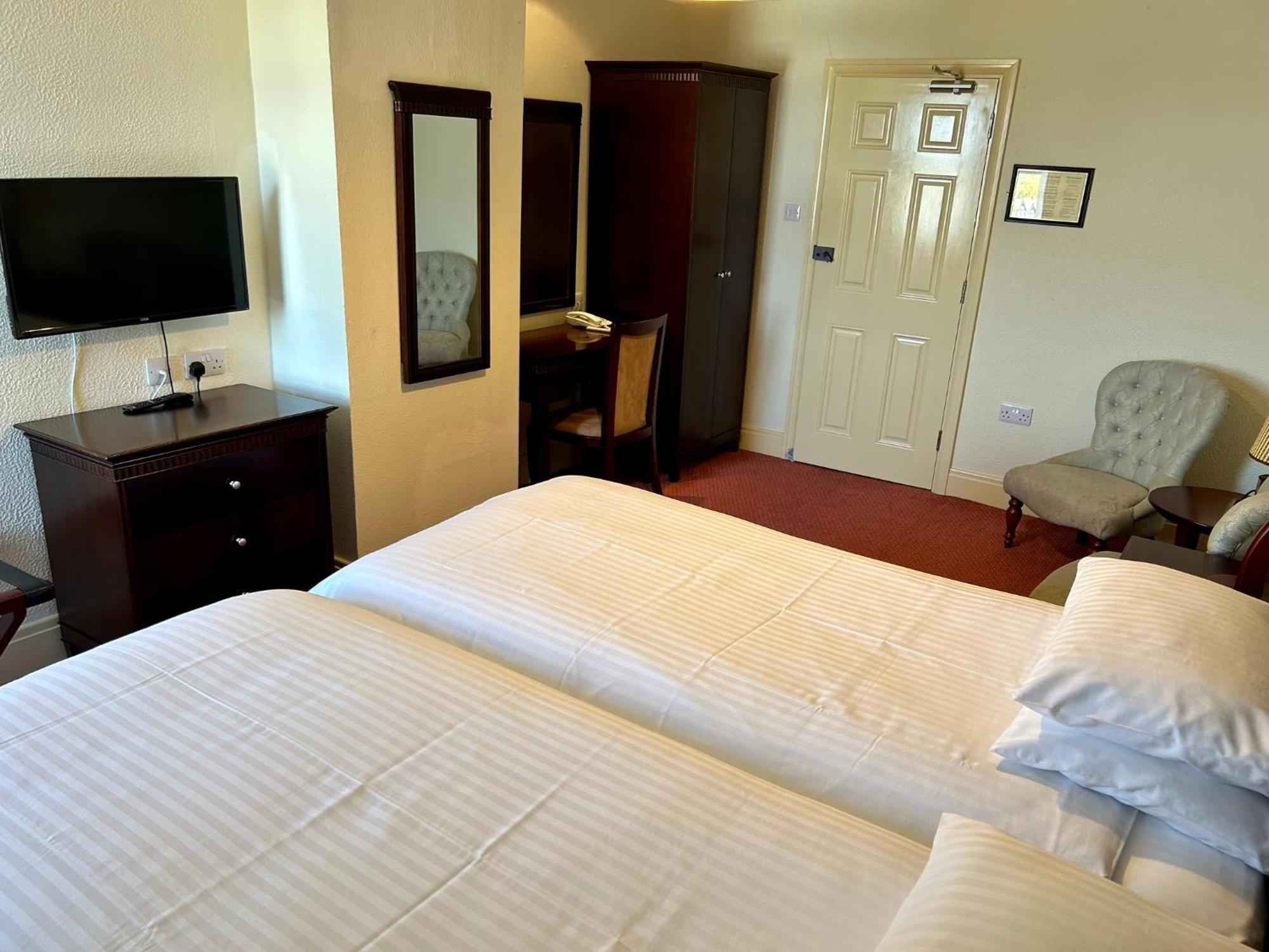 Regent Court - Seafront, Sandown - Free Car Ferry For Bookings Of 3 Or More Nights, Subject To Availability ภายนอก รูปภาพ